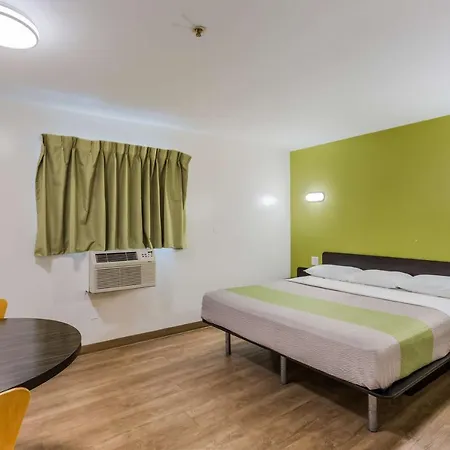 Motel 6-Jacksonville, Fl - South